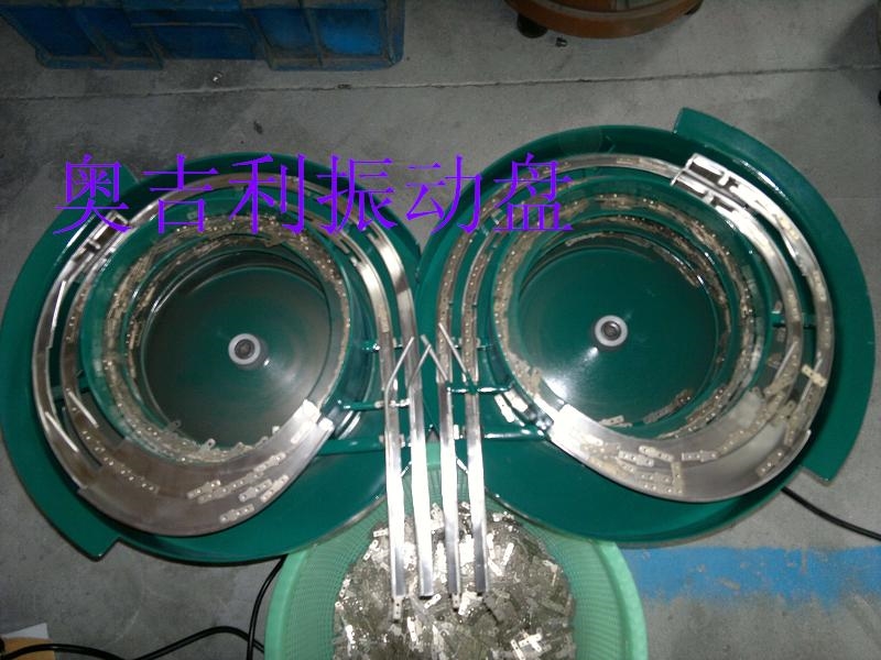 如何調(diào)節(jié)振動盤的工作頻率？